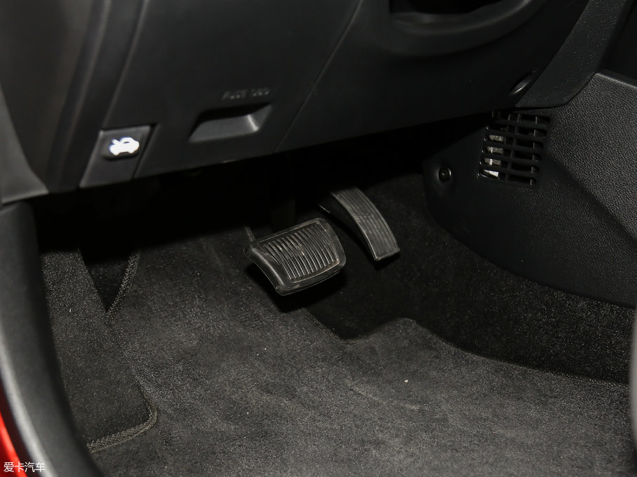 2017Y 1.4L ԄӺADeluxe