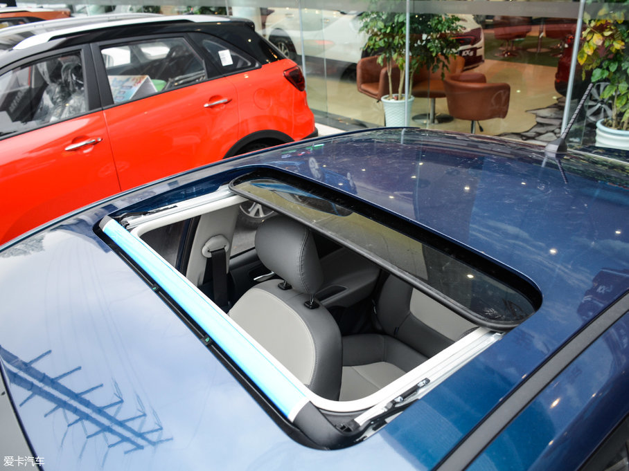 2017Y 1.4L ԄӺADeluxe