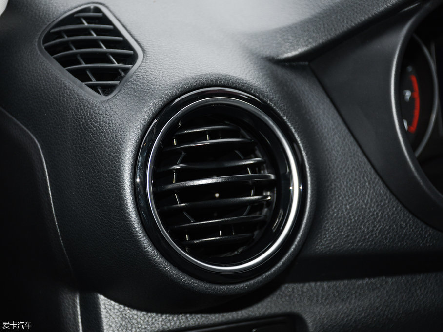 2017Y 1.4L ԄӺADeluxe