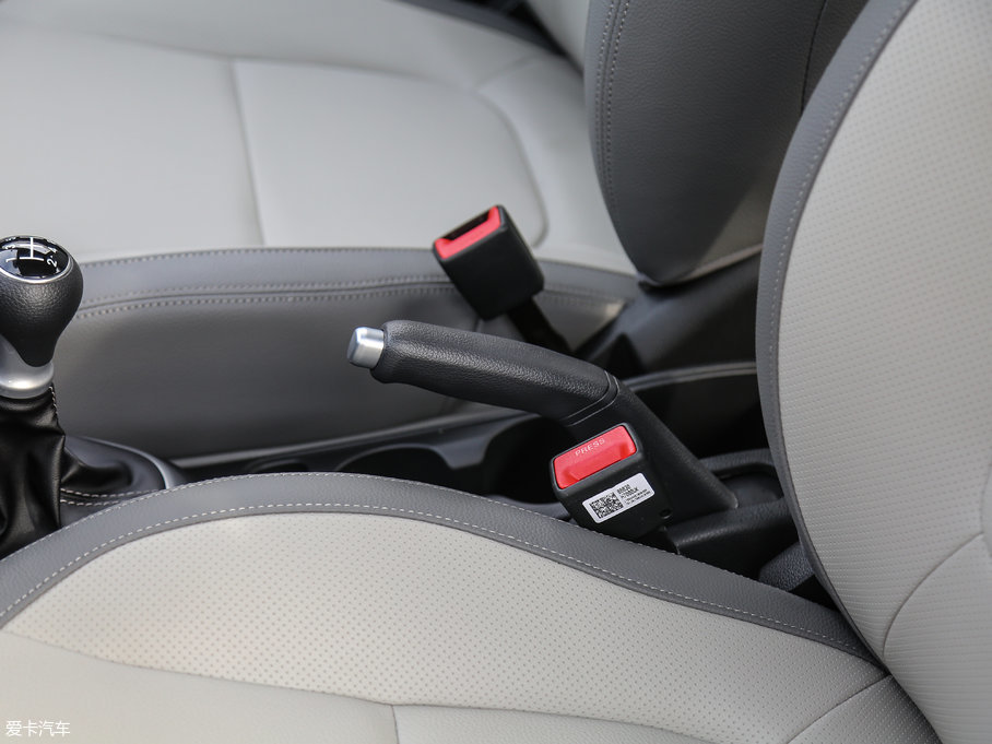 2017��Y 1.4L �ք�(d��ng)���A��Deluxe