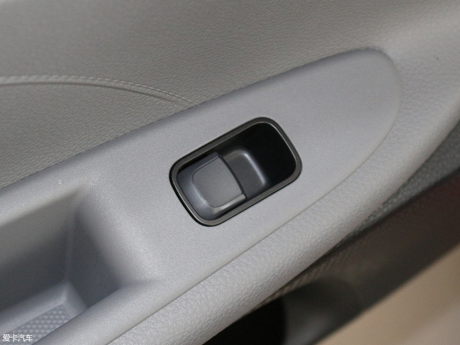 2017Y 1.4L քValue