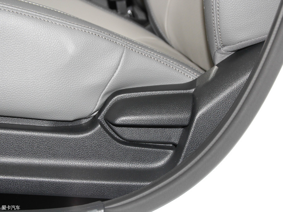 2017Y 1.4L ԄValue