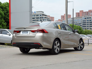2017款1.8L DLX 整体外观