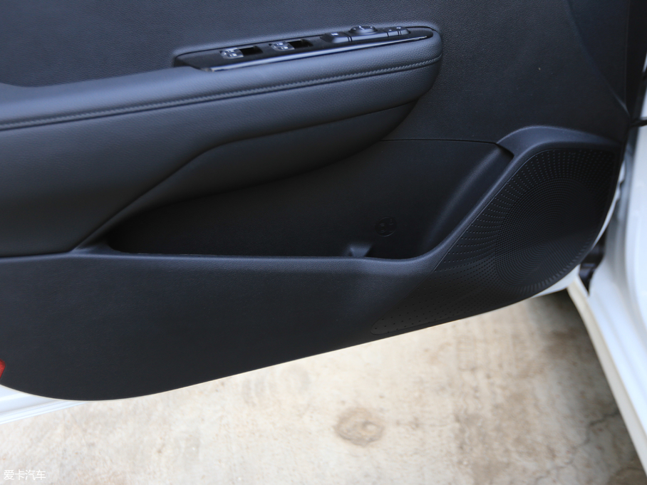 2018 1.6L Ԅ(dng)Value-Connect