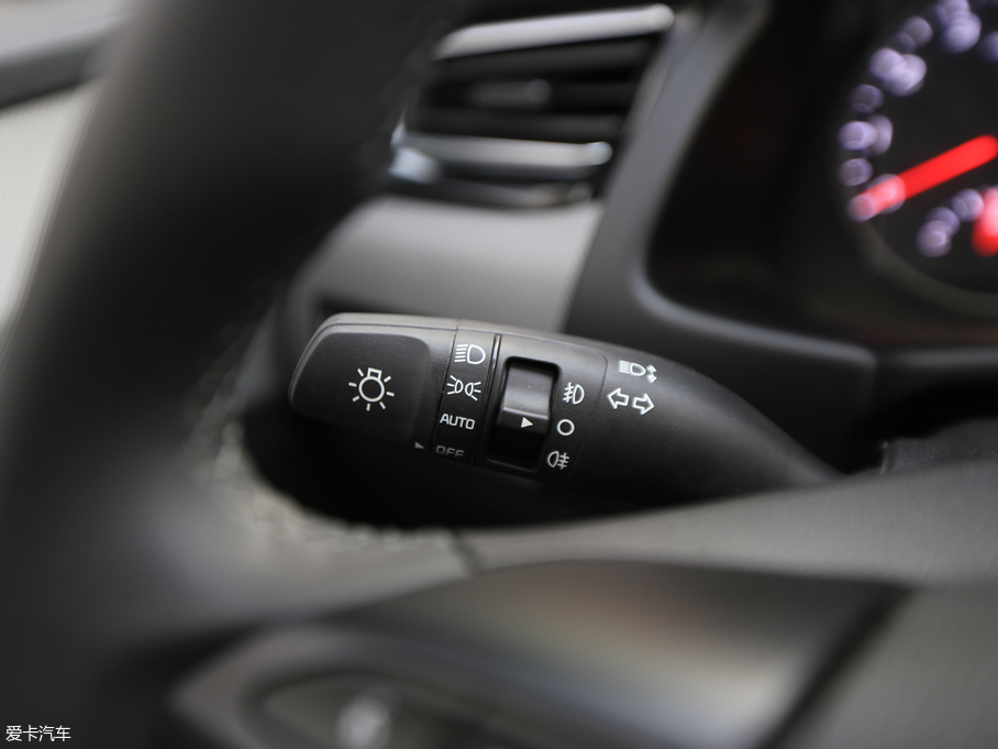 2018 1.6L Ԅ(dng)Value-Connect