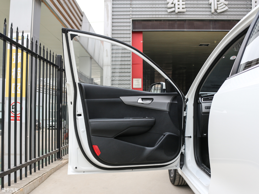 2018 1.6L ԄValue-Comfort