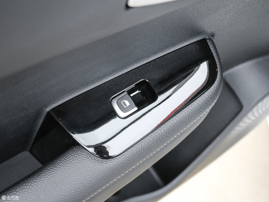 2018 1.6L ԄValue-Comfort