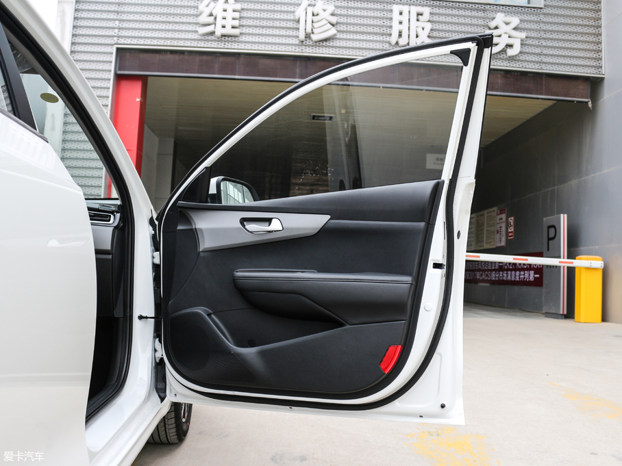 2018 1.6L ԄValue-Comfort