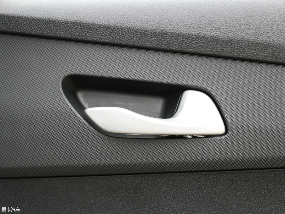 2018 1.6L ԄValue-Comfort