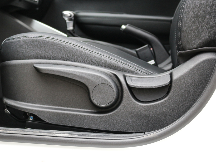 2018 1.6L ԄValue-Comfort