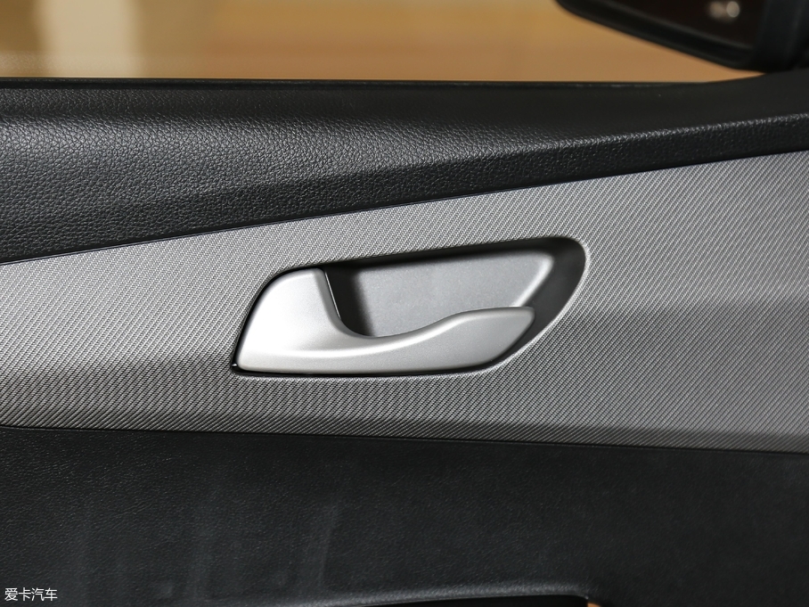 2018 1.6L ԄValue-Comfort