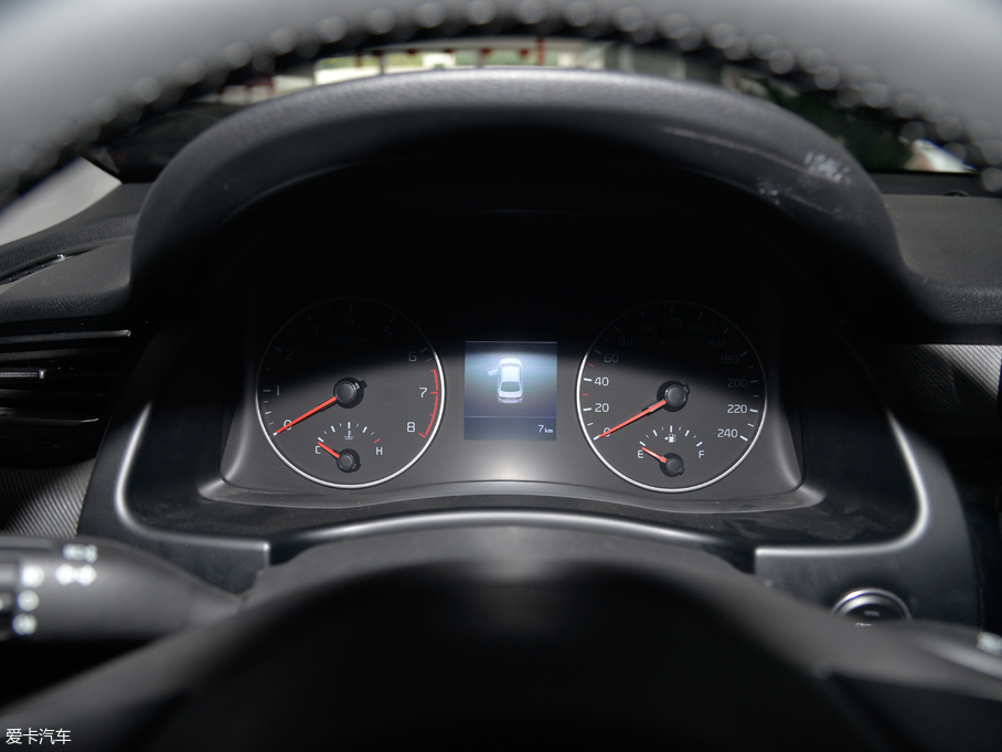 2018 1.6L ԄValue-Connect