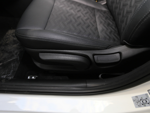 20181.6L ԄValue-Connect {{