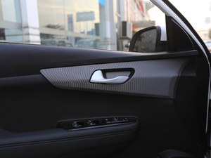 20181.6L ԄValue-Connect g