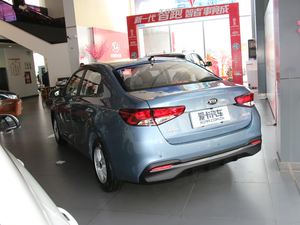 2018款1.6L 手动Value 左后45度