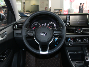 2018款1.6L 手动Value 方向盘