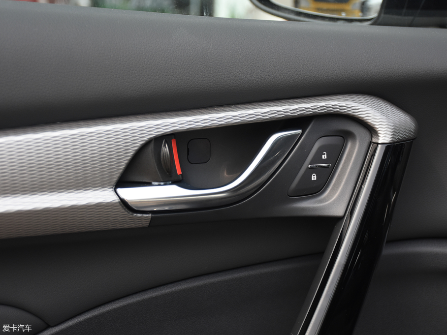 2019|L(fng)L(fng)AX7 1.6T Ԅ(dng)AII(lng) (gu)V