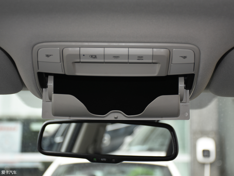 2019|L(fng)L(fng)AX7 1.6T ԄAII(lng) V