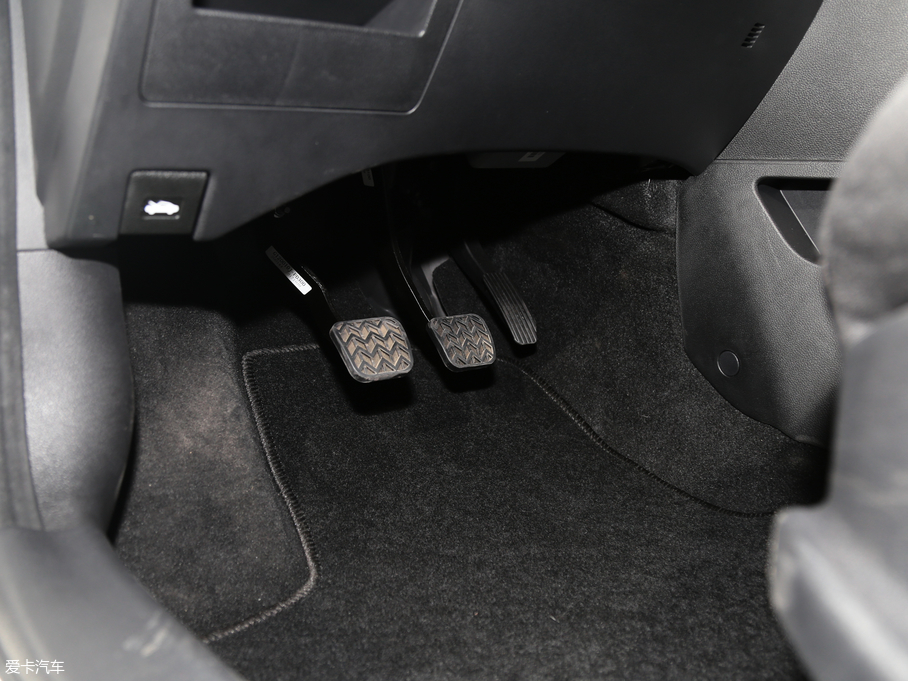 2019���L��AX3 1.6L �քӄ�����