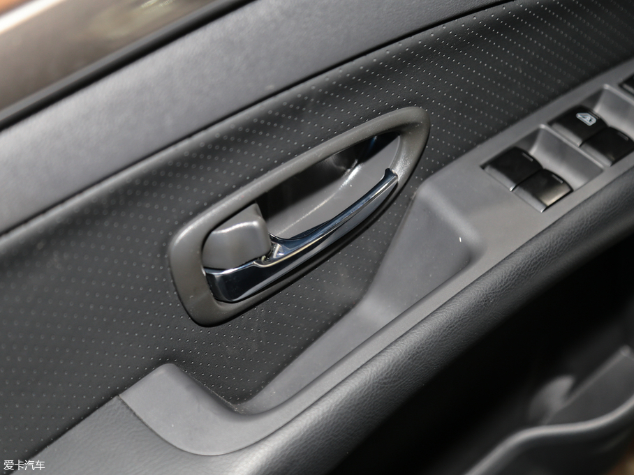 2019|L(fng)L(fng)E70 500 