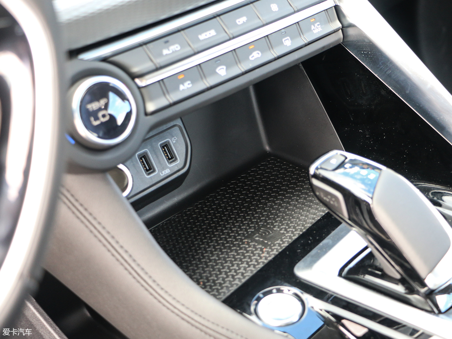 2020|L(fng)L(fng)AX7 1.6T ԄAIŞ VI