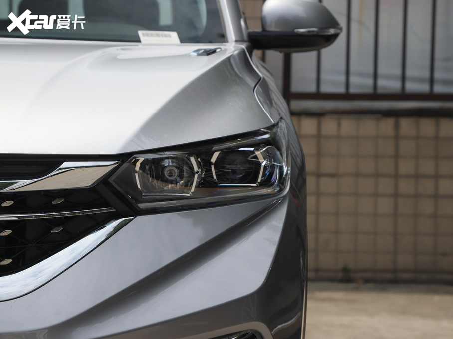 2020|L(fng)L(fng)AX7 1.6T ԄAII(lng) VI