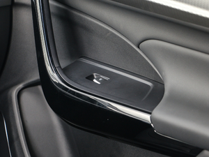 20201.6T ԄAIŞ VI g