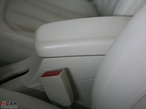 2009款1.6L 自动尊贵版 空间座椅