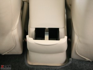 2009款1.6L 自动尊贵版 空间座椅