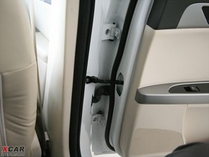 2009款1.6L 自动尊贵版 空间座椅