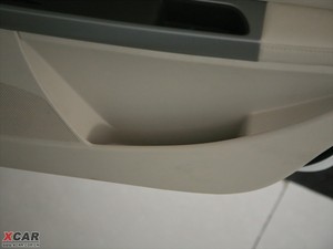 2009款1.6L 自动尊贵版 空间座椅