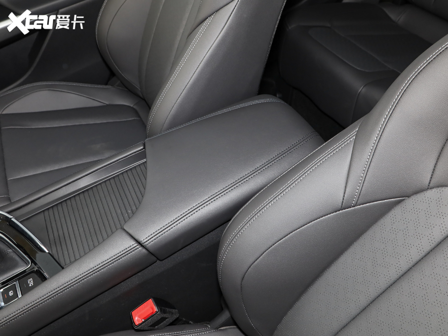 2021|L(fng)L(fng)AX7 1.6T Ԅ(dng)|(zh)Խ