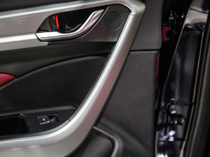 2021PRO 1.6T ԄӘsҫ g