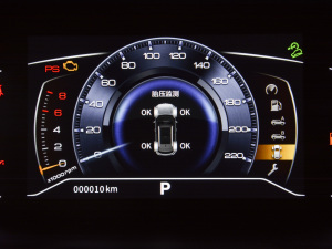 2021PRO 1.6T ԄӾ˰ п؅^