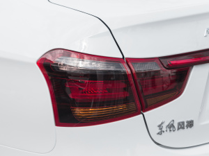 2021款改款 500 Pro 超享版  尾灯
