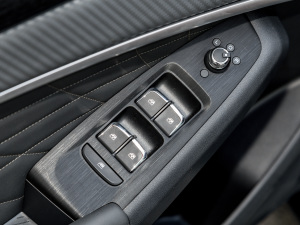 20211.5T ųְ {܇ƅ^(q)	