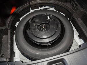 2022款马赫版1.5T DCT DF51 备胎