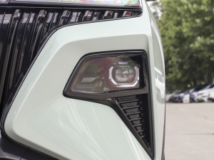 2022RՄ 1.5T а桤 ^