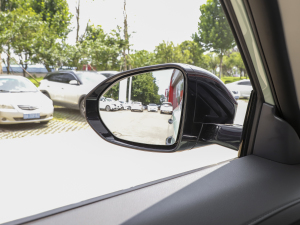 2022RՄ 1.5T а桤 ^