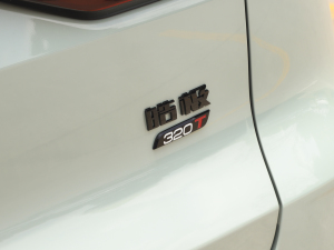 2022RՄ 1.5T а桤 ^