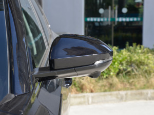 2022RՄ 1.5T а桤 ^