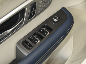 2022RՄ 1.5T Ґ۰ {܇ƅ^	