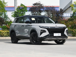 2022款马赫动力 1.5T 敢享版·悦 右前45度