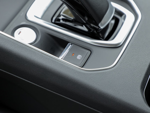 2023500 а F v܇(ch)Ƅ(dng)