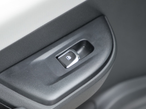 2023500 а F ܇(ch)ƅ^(q)