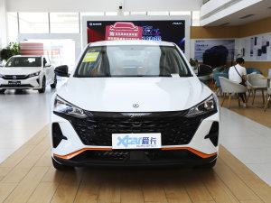 2023款马赫版 1.5L 自动荣耀版 正前