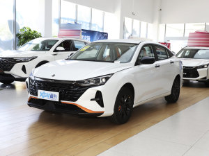 2023款马赫版 1.5L 自动荣耀版 左前45度