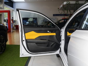 2023Rհ 1.5T Ԅ(dng)׷(mng)Tʿ {λ܇(ch)T(mn)