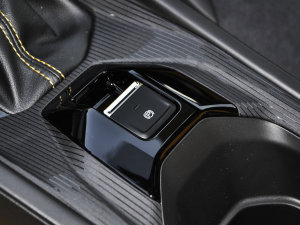 2023Rհ 1.5T Ԅ׷CTʿ v܇Ƅ