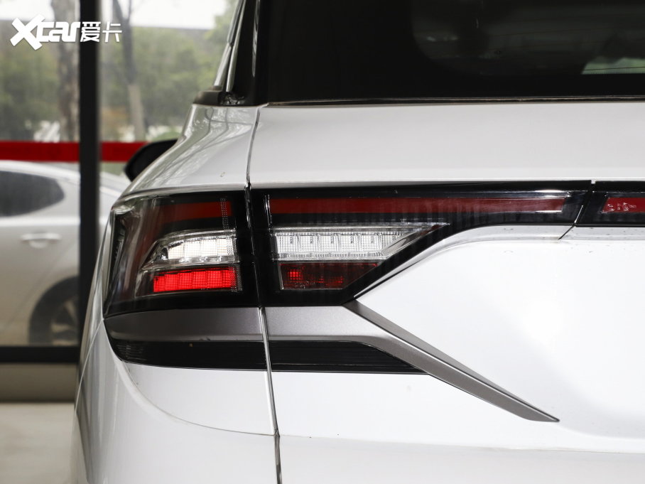 2023|LLAX7 Rհ 1.5T DCT DF41